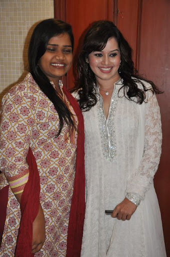 CLICK THE ABOVE ARROW TO  ZOOM THE IMAGE