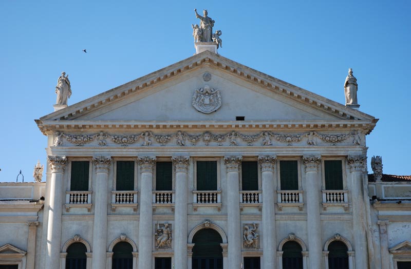 Villa_Pisani_07.jpg