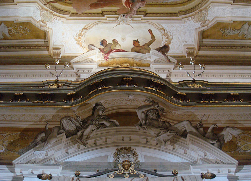 Salone_delle_feste_13.jpg