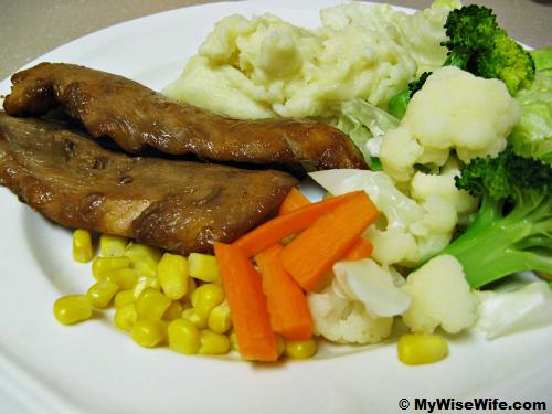 Honey Barbecue (BBQ) Chicken served with vegetables and mashed potato Honey Barbecue (BBQ) Chicken served with vegetables and mashed potato