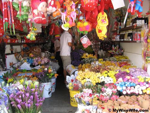 Flower shop cum souveniar shop Flower shop cum souveniar shop