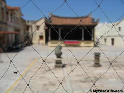 Fish net at Leong San Tong courtyard overlooking opera stage Fish net at Leong San Tong courtyard overlooking opera stage