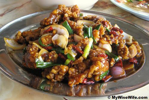Fried prawn mantis with dried chillis and onions Fried prawn mantis with dried chillis and onions