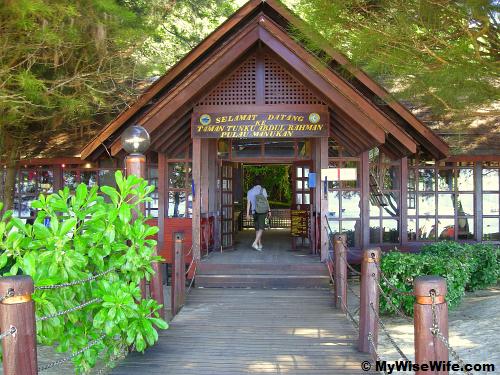 Welcome to Manukan Island!