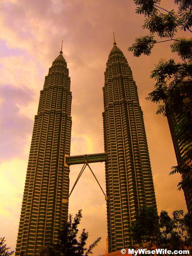 Petronas Twin Towers at KLCC Petronas Twin Towers at KLCC