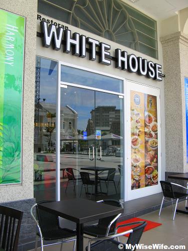 Facade of White House - fresh air