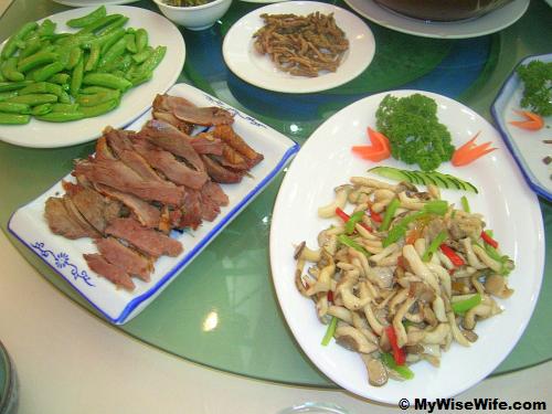 Among other side dishes - wild mushroom, raw meat, anchovies and beans