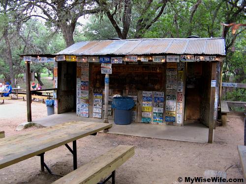 Public Rest Room - Ladies (left) & Gents (right) Public Rest Room - Ladies (left) & Gents (right)