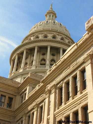 Capitol - Majestic Landmark of Austin Capitol - Majestic Landmark of Austin