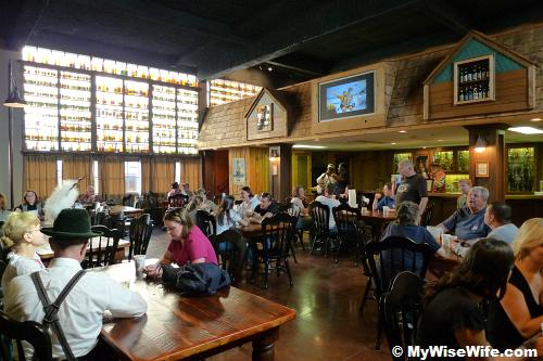Spass Haus - a cozy beer tavern Spass Haus - a cozy beer tavern