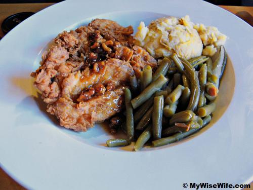 Honey Pecan Fried Chicken - crispy fried chicken breast, top with honey pecan sauce. Honey Pecan Fried Chicken - crispy fried chicken breast, top with honey pecan sauce.
