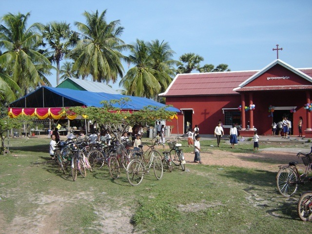 [church and tent[5].jpg]