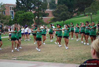 Photo by Norma Zamora RHS cheerleaders