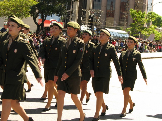 [military_woman_brazil_army_000007[2].jpg]