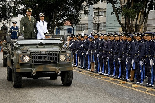 [military_woman_brazil_army_000039[2].jpg]