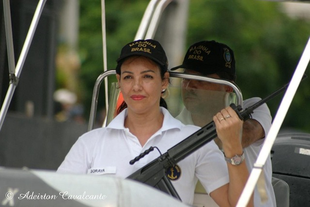 [military_woman_brazil_army_000076[2].jpg]