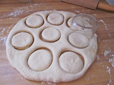 cut muffins