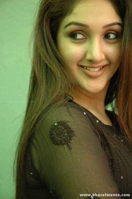 tollywood actresses galleries and wallpapers<br />
tollywood actresses galleries and wallpapers<br />
