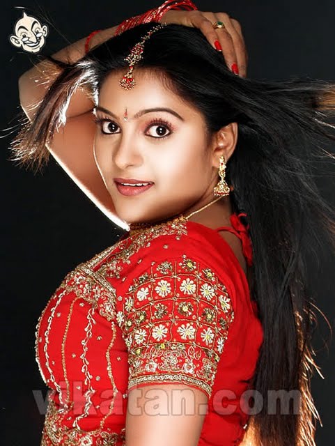 South Indian HQ glamour wallpapers@MirchiWoods.com