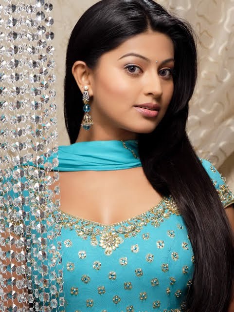 South Indian actress HQ glamour wallpapers@SouthDreamZ.com