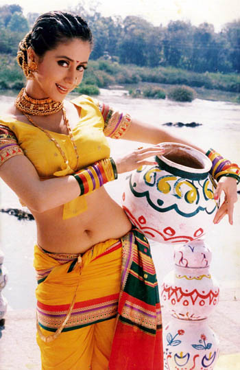Bollywood glamour actress urmila stills