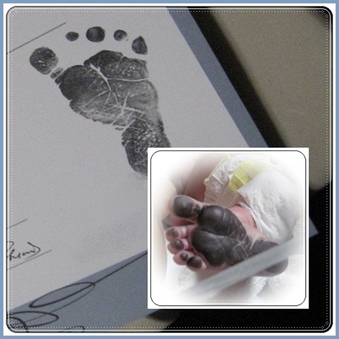 [Baby A foot[4].jpg]
