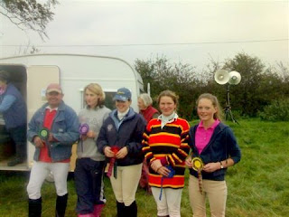 Novice Individual winners: 1st Louise Forrest (centre), 2nd Susan Mitchell (blue rosette), 3rd Holly Rivett (yellow), 4th= Keith Wilson (Green) and Mugs Montgomerie - not in pic, 6th Claire Mann (purple)