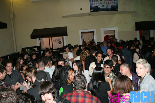 PACKED HOUSE