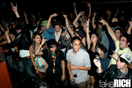 Raise your hand if you came here because your friends think youre cool?