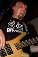 2433674_8bb06794.jpg