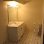 The 2nd floor bathroom, which somehow doesnt look as big.