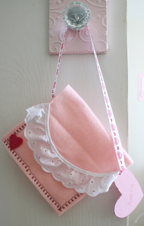 [pink purse[5].jpg]