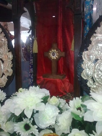 [Mama Mary relic in the Philippines[2].jpg]