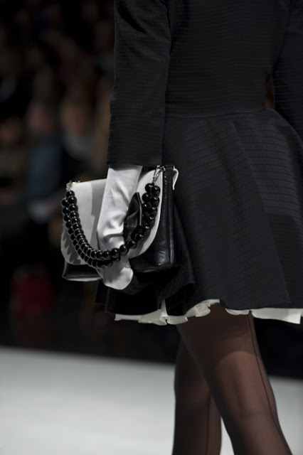 Anastasiya Zaiceva, UFW, fall/winter 2010-11 Photographer Serge Chernikov