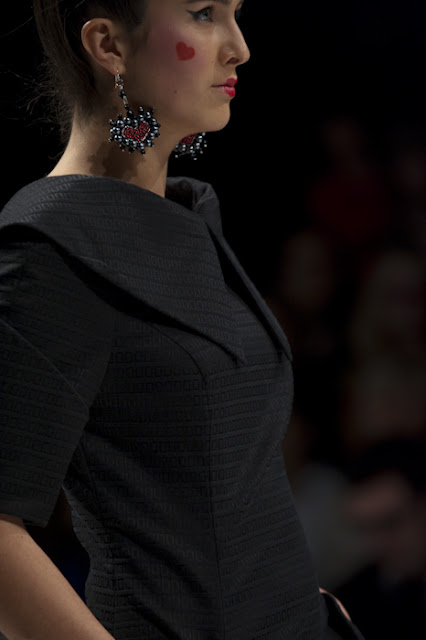 Anastasiya Zaiceva, UFW, fall/winter 2010-11 Photographer Serge Chernikov