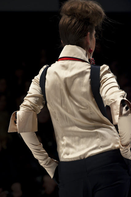 Anastasiya Zaiceva, UFW, fall/winter 2010-11 Photographer Serge Chernikov