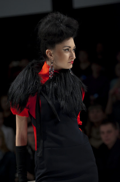 Anastasiya Zaiceva, UFW, fall/winter 2010-11 Photographer Serge Chernikov
