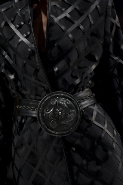 Daria Galushka, UFW, fall/winter 2010-11 Photographer Serge Chernikov
