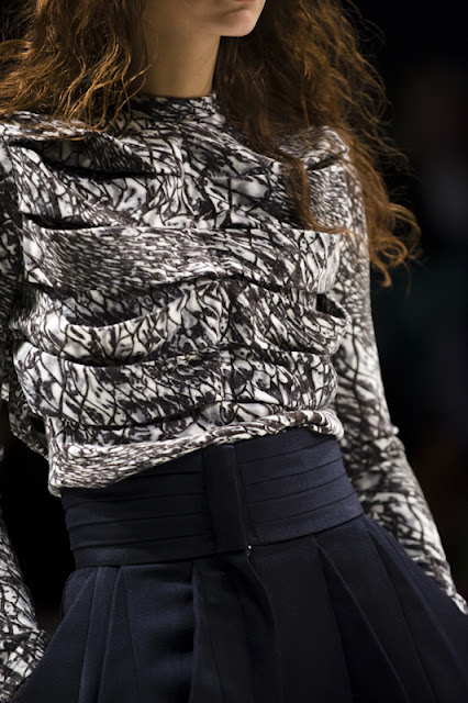 Eduard NASYROV for TM «STOLICHNY», UFW, fall/winter 2010-11 Photographer Serge Chernikov