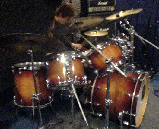 [drums[4].jpg]