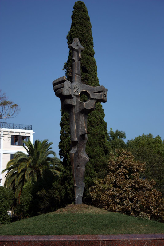 Абхазия за один день - Новый Афон и Сухум. Невероятная железная дорога.