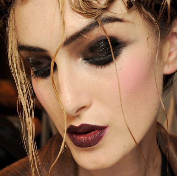[galliano3[8].jpg]