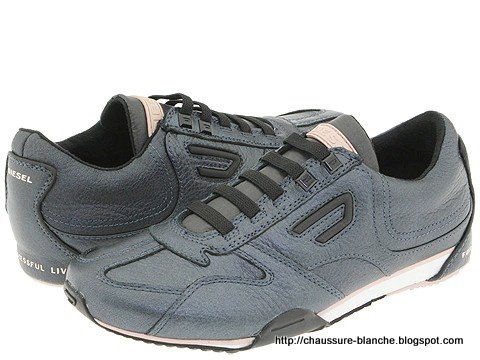 Chaussure blanche:chaussure-511706