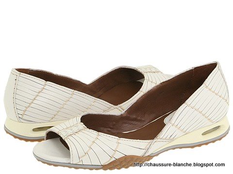 Chaussure blanche:chaussure-512289