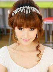 10-Simple-Beauty-Lovely-wedding-hairstyles-7