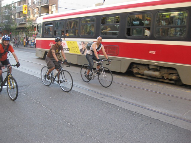 [TorontoCycling[2].jpg]