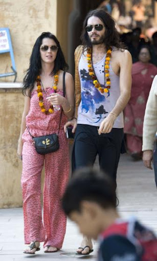 russell brand tattoos. Katy Perry Has New Tattoo With Russell Brand In India And Photoshoot With JT