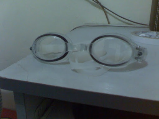 Kacamata Renang