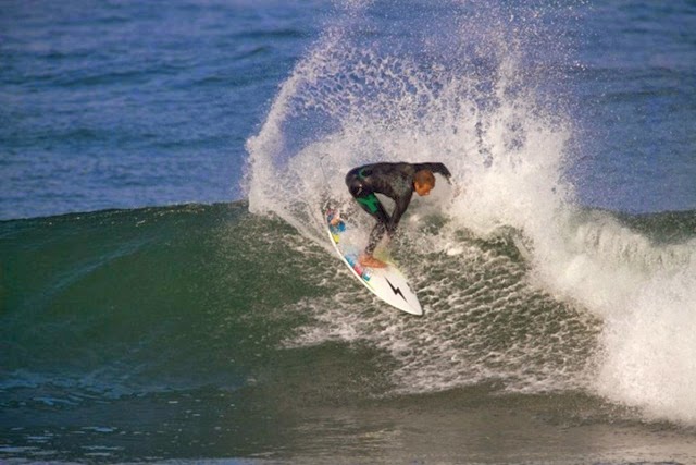 [Free surf Xaninho Coxos Ericeira 5[4].jpg]