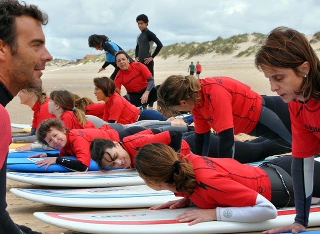 [Surf-Senior-Teresa-Abraços_Costa-da-Caparica-02[4].jpg]